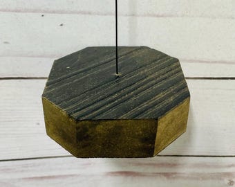 Replacement Striker ,Clapper, Center- Decking board 2 3/4” x 2  7/8” Thickness  1” weight 4.6 ounces. Made from Decking board