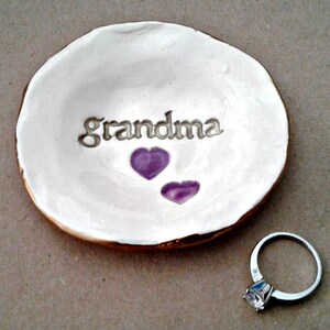 Ceramic Grandma Trinket Bowl  edged in gold  Mothers day