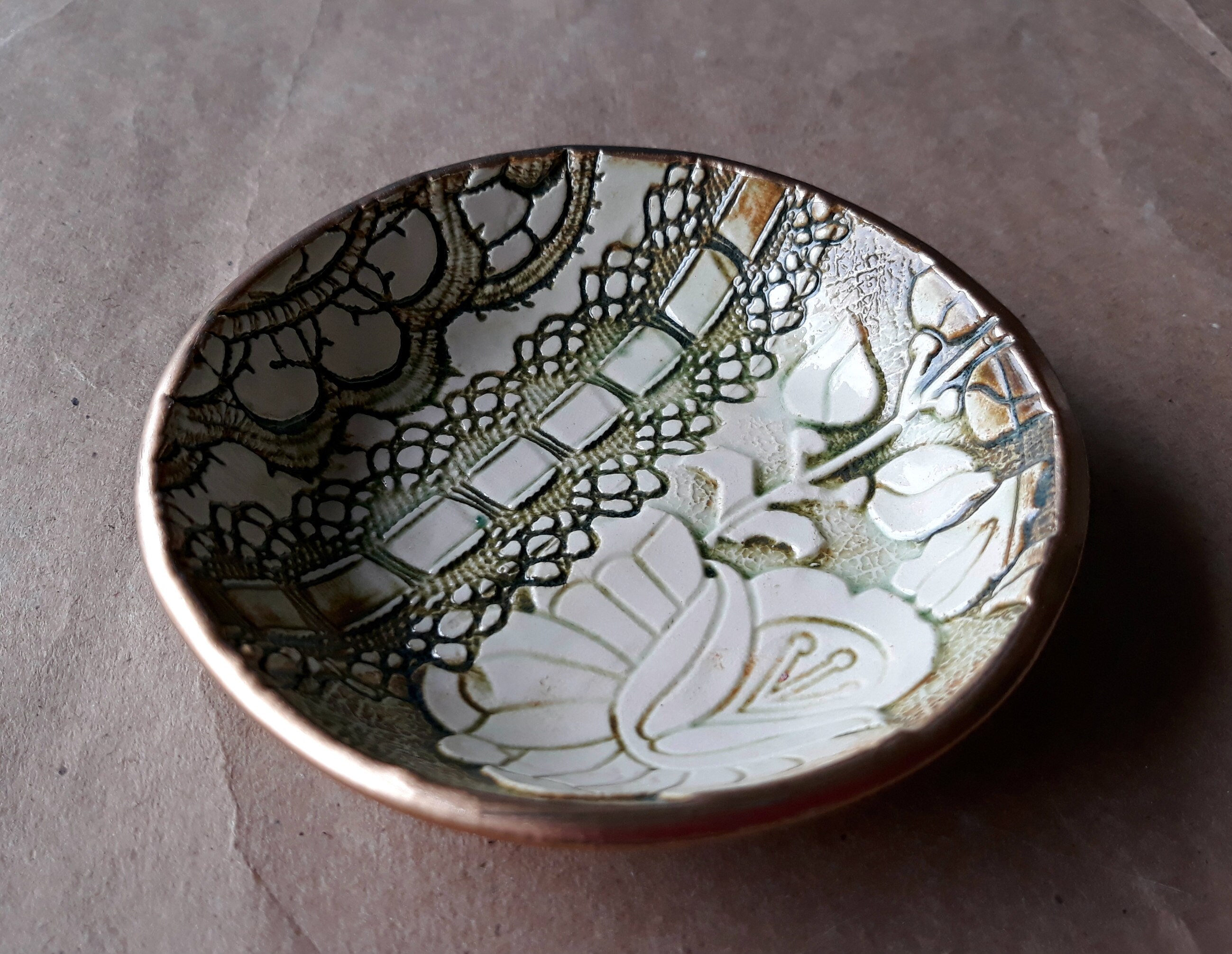 Ceramic Ring Bowl Trinket Dish Moss Green Gold Edged With Lace Etsy UK