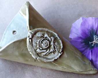 Ceramic Wall Vase Sage green rose Wall Hanging Vase Wall Sconce Wall decor Wall pocket   Wholesale  available