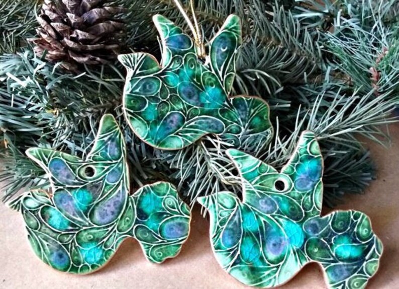 THREE Ceramic Dove Christmas Ornaments Baptism favors PEACOCK GREEN edged in gold Wholesale available