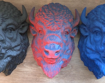 Cabeza de bisonte de pared: Escultura rústica de búfalo