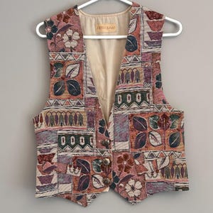 Vintage 90&#39;s Style Sweetgrass Floral Leaves Autumn Garden Lined Tapestry Fabric Button Up Vest Y2K Fashion Made in Canada