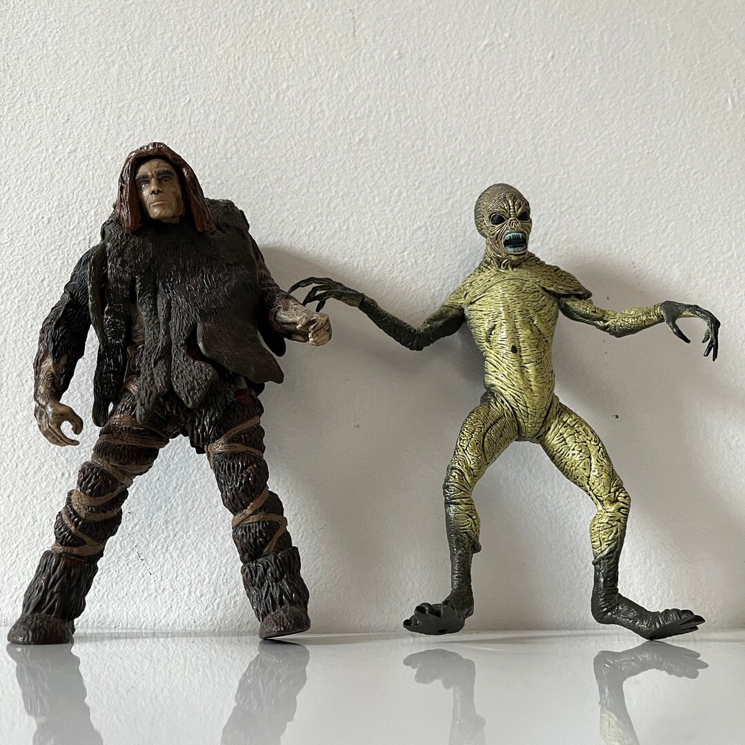Vintage Xfiles Series Action Figures Todd Mcfarlane Fight the Etsy