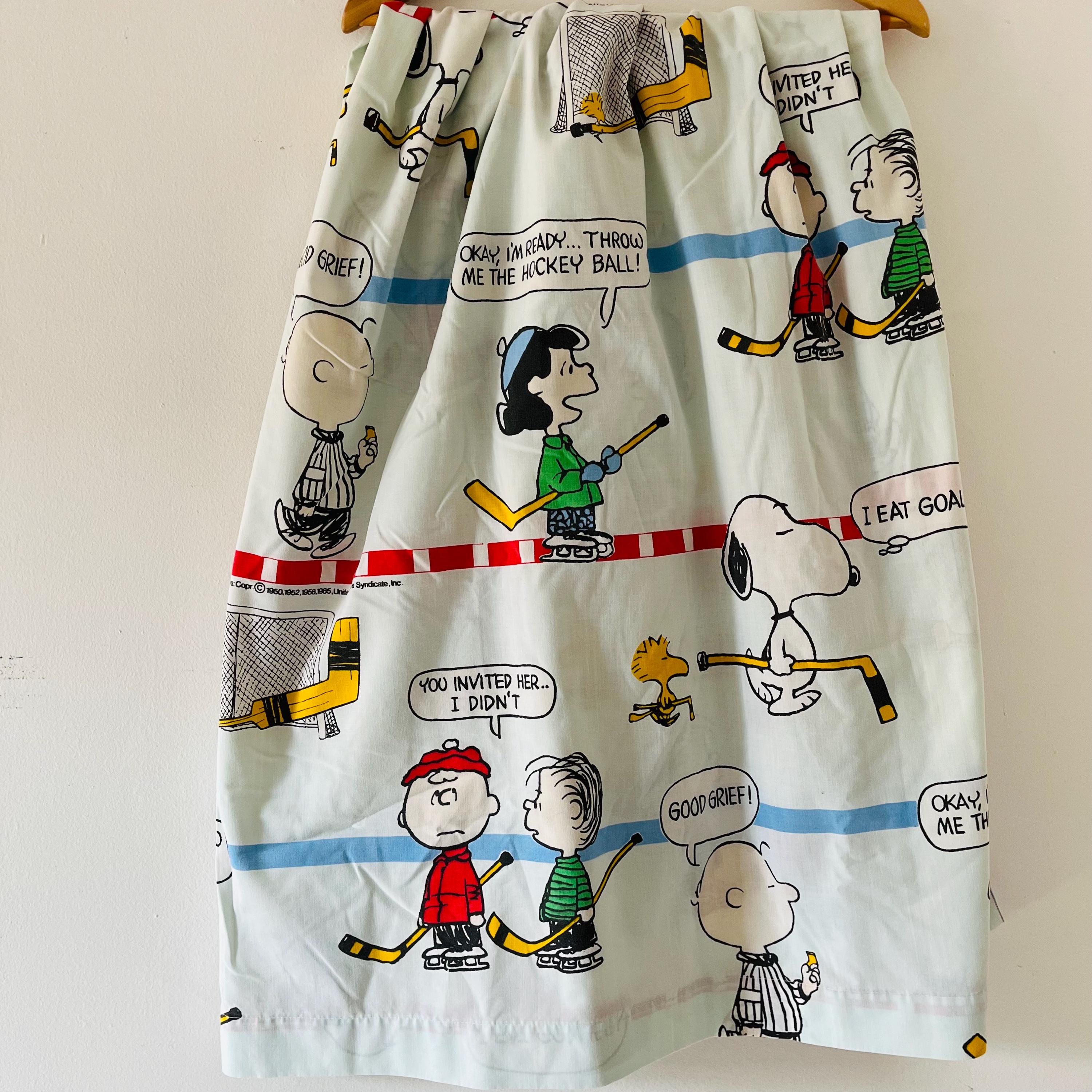 Vintage 1960's United Feature Syndicate Peanuts Charlie Brown