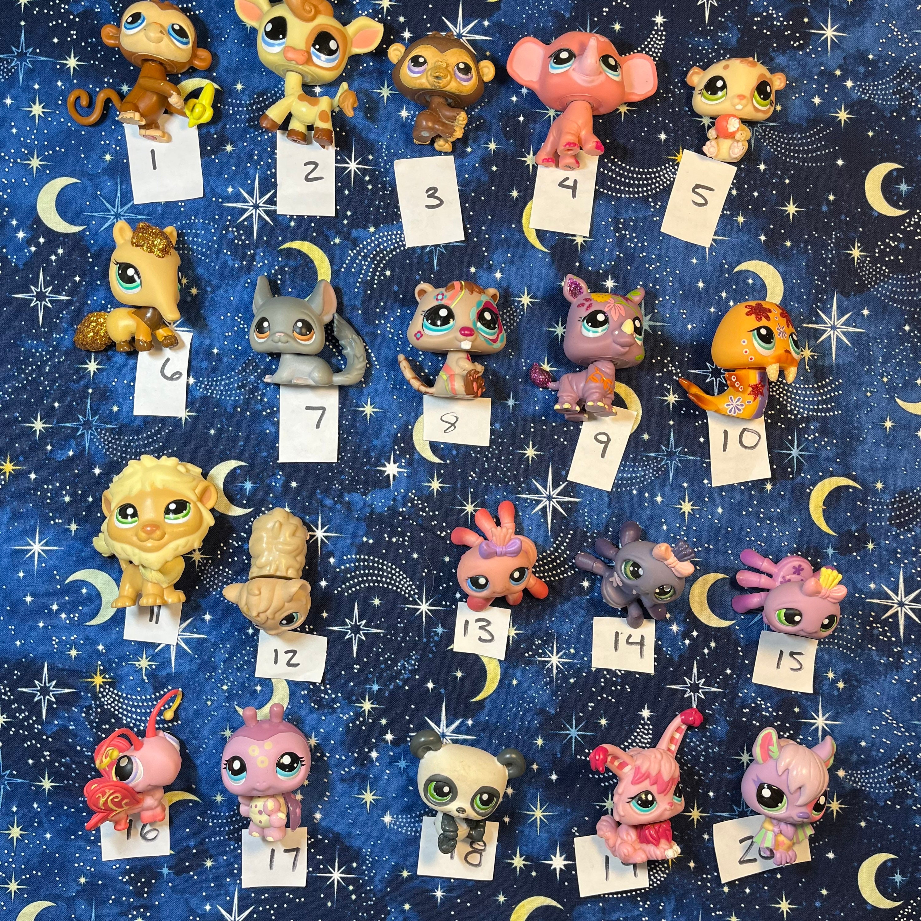 Huge Littlest Pet Shop Lot 50 Random Lps Cats Dogs Bears Pigs Birds Monkeys  Etc