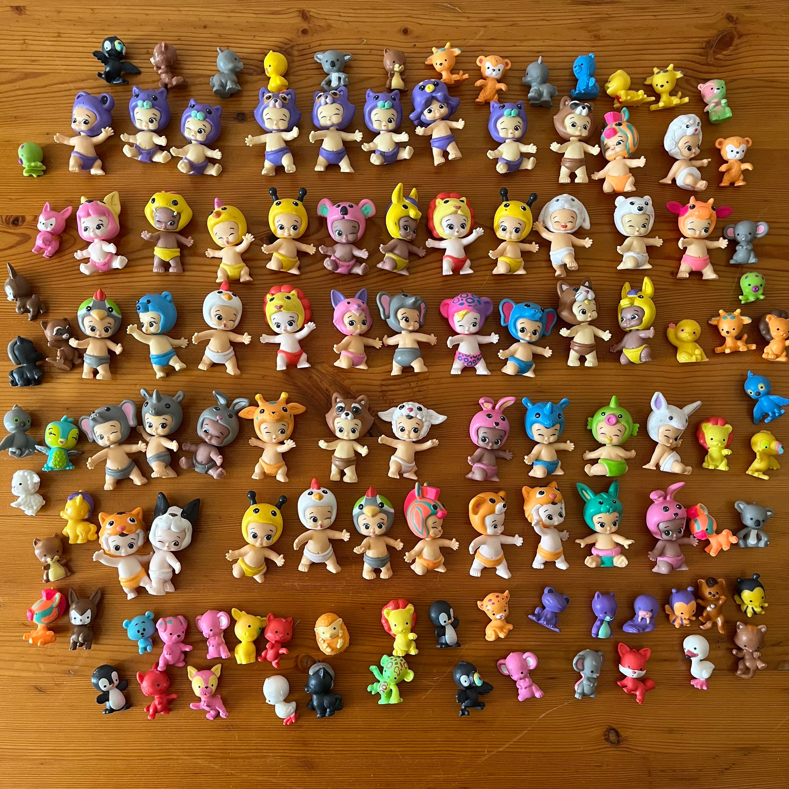 Alce Twozies Figuras de bebés y mascotas Figuras Lote de 52 bebés