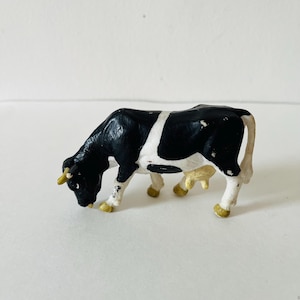 Vintage Schleich Schwarzweiß grasende Kuh Bauernhoftiere Imaginäres Spiel Plastikspielzeug Kuh Tierfigurine