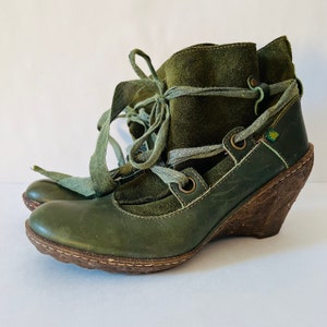 El Naturalista Shoes Green Lace Up Nubuck Leather and Suede Natural Rubber Leather Sole High Heel Booties Made In Spain Size 37 EU
