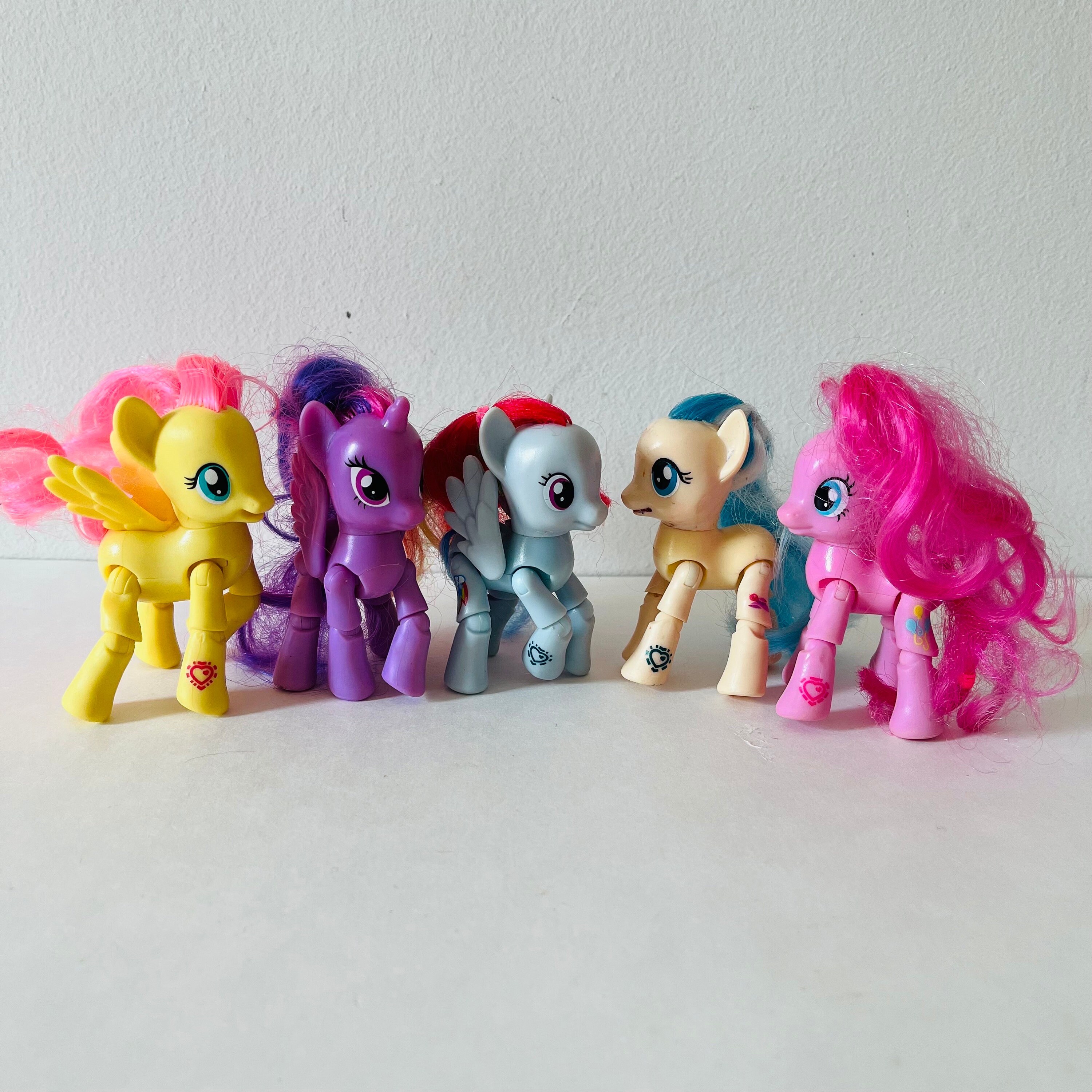 My Little Pony Articulated Explore Equestria G4 Fluttershy Rainbow