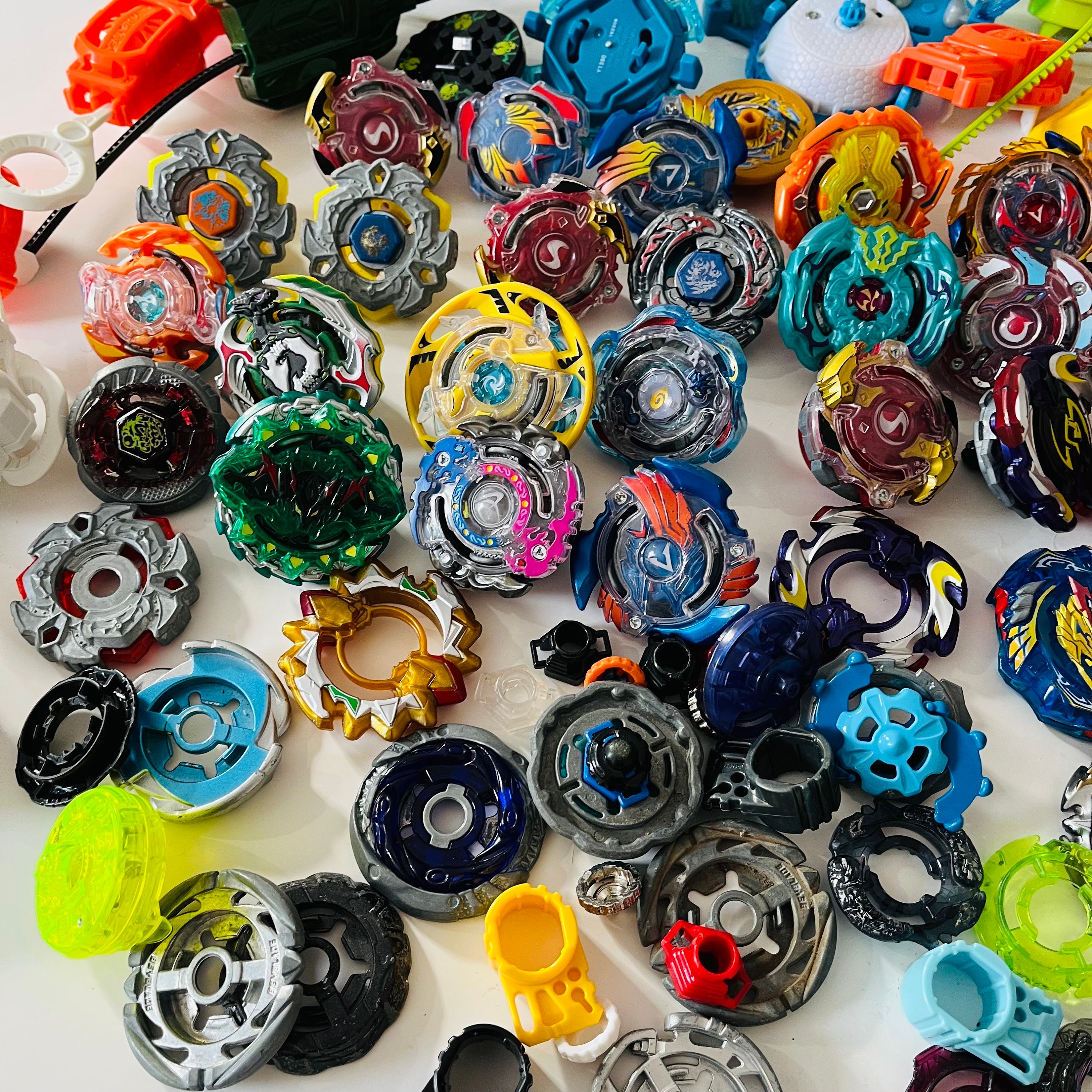 Vintage Bey Blade Collectible Toys Beyblade Mixed Lot Tops Tomy Hasbro ...