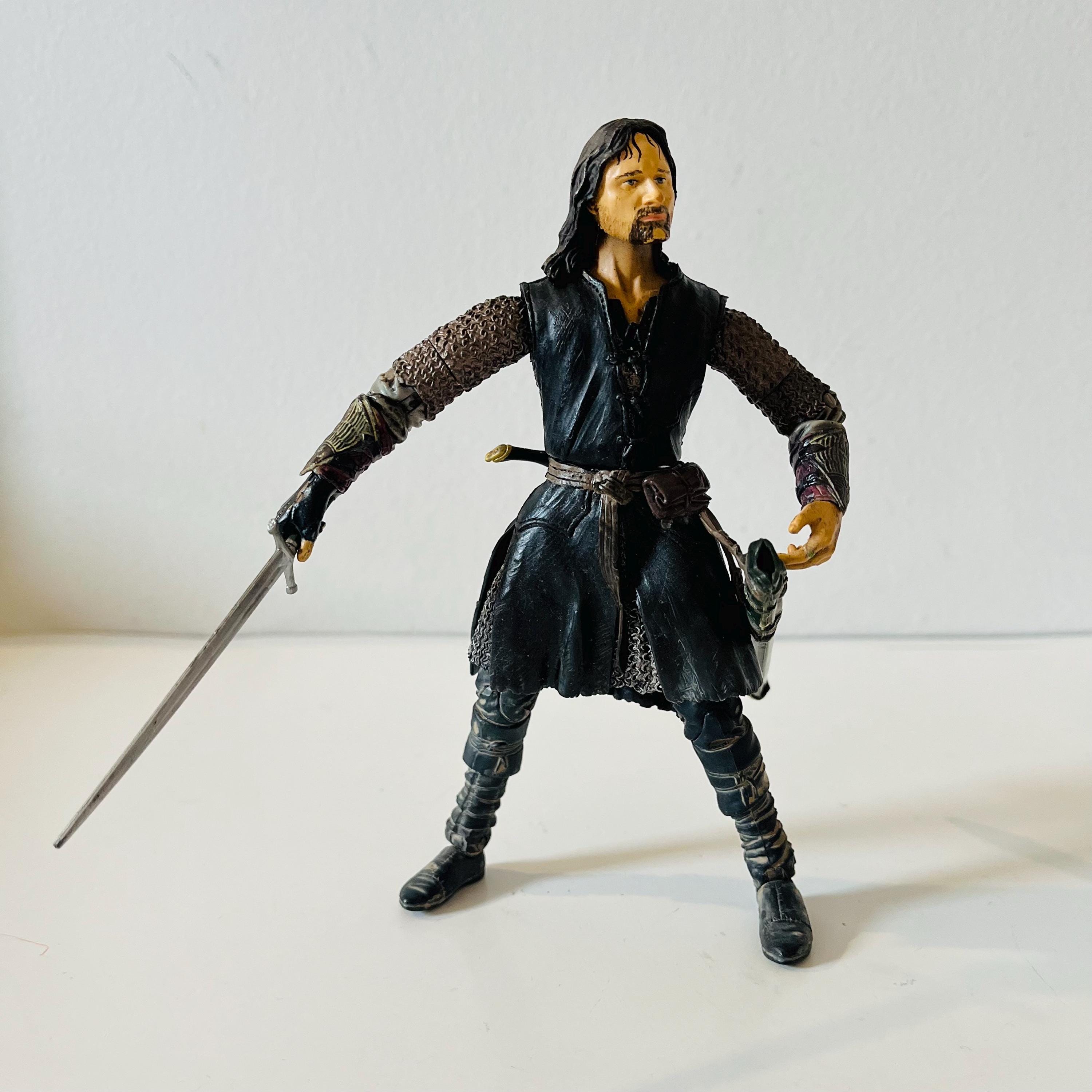 Vintage LOTR Aragorn Slashing Action Figure Toy Lord of the Rings