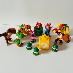 ヴィンテージ 任天堂 スーパーマリオブラザーズ ジャンピングマリオ おもちゃ 任天堂 スーパーマリオブラザーズ マリオ PVC ケーキトッパー ミックスロット