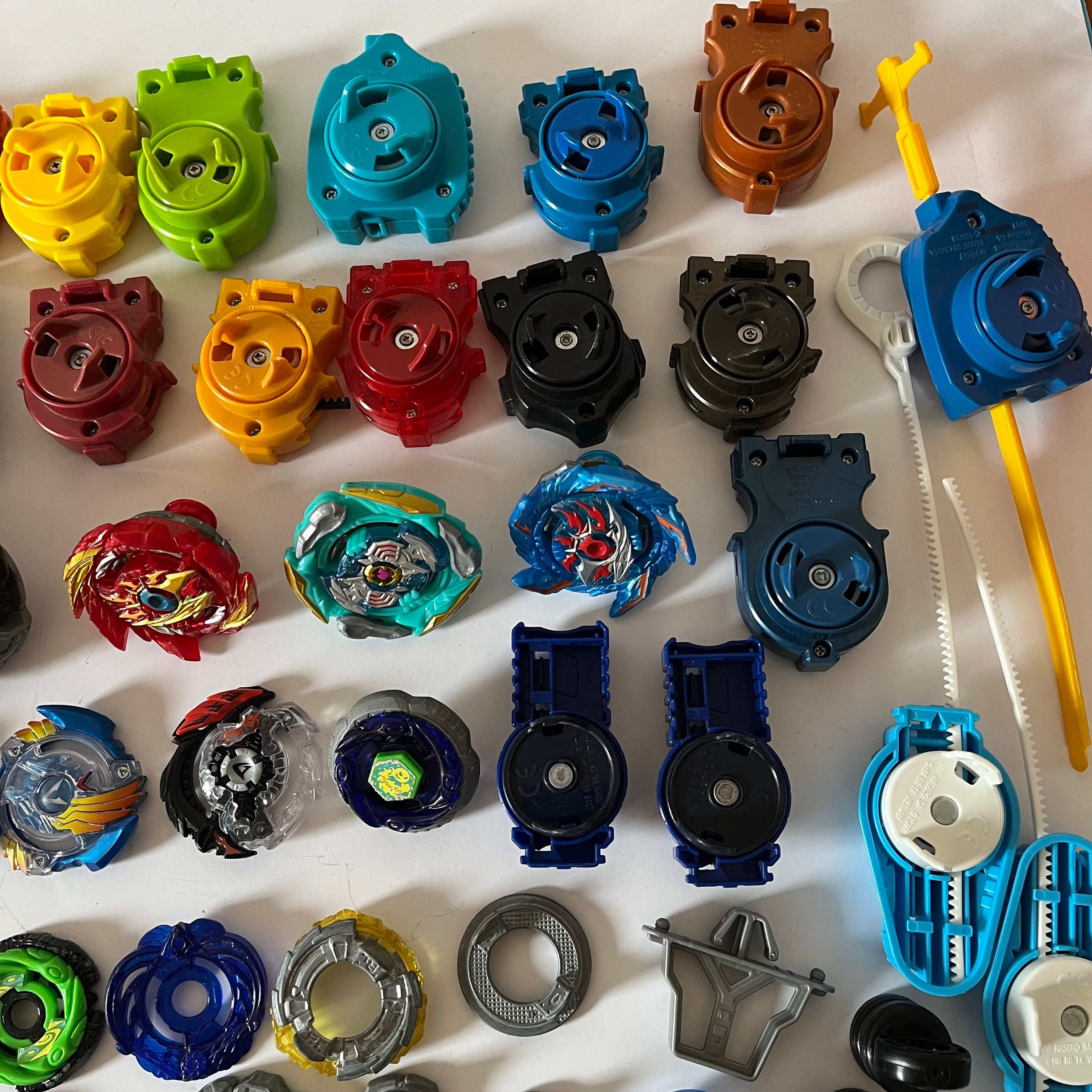 Vintage Bey Blade Collectible Toys Beyblade Mixed Lot Tops Tomy  display picture 1