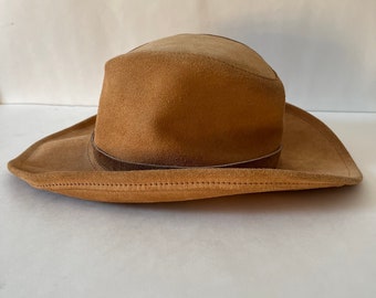 Chapeau de cowboy maroquinier vintage Western Rancher Style Hat en cuir marron par Canadian Leathercraft Taille grand