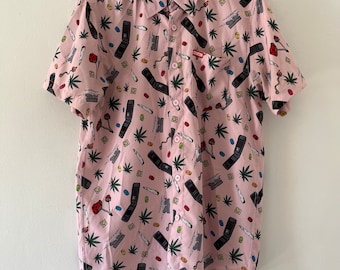 Vintage Y2K Fashion Dixxon Button Up Pink Shirt Size Small