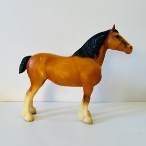 Vintage Retired Breyer Traditional Size Clydesdale Mare Collectible Plastic Toy Horse Figure