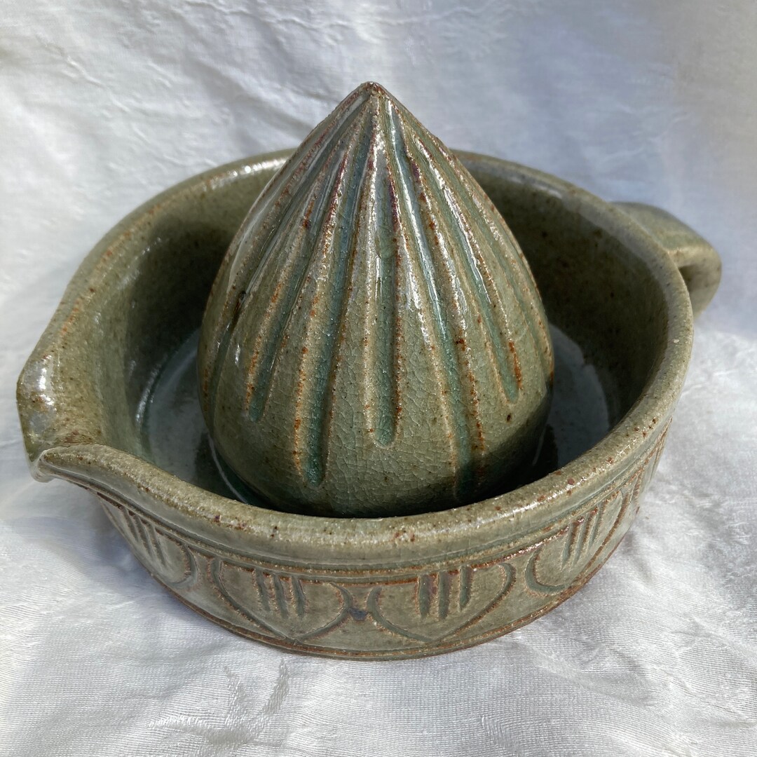Citrus Reamer Pottery Lemon Juicer Vintage Hand Thrown Pottery Etsy