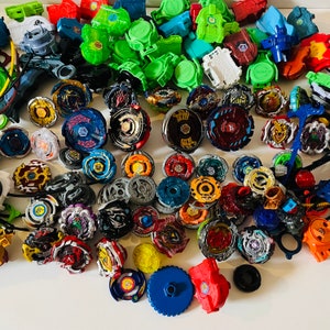 Vintage Bey Blade Collectible Toys Beyblade Mixed Lot Tops Tomy Hasbro ...