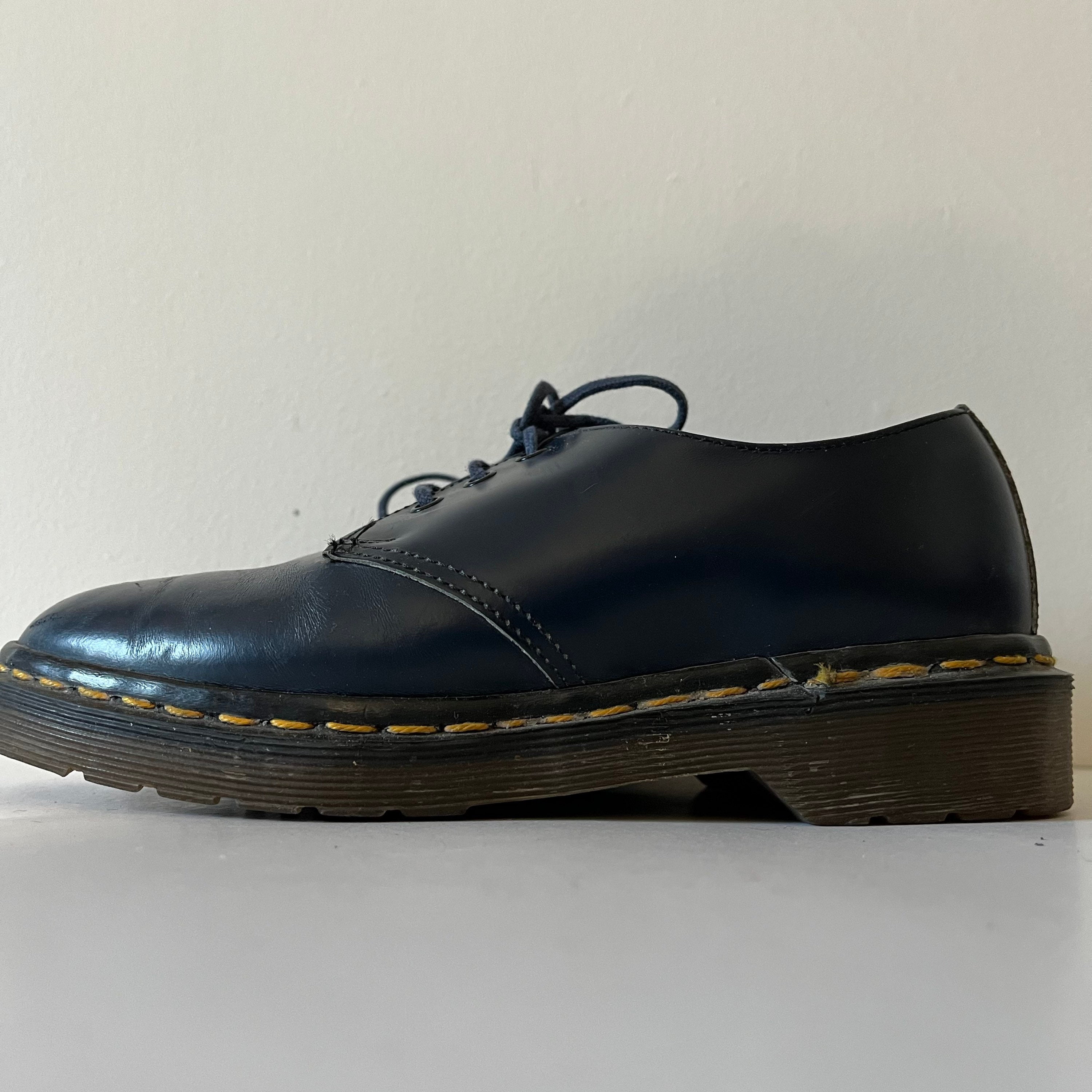 Dr martens shop 146 navy blue