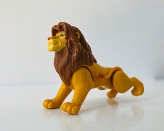 シンバとムファサのフィギュア コヴ 毛皮のキアラ 動物アート