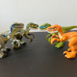 Vintage Jurassic Park Velociraptor Dinossauro Dino Brinquedo De Plástico Dinossauros