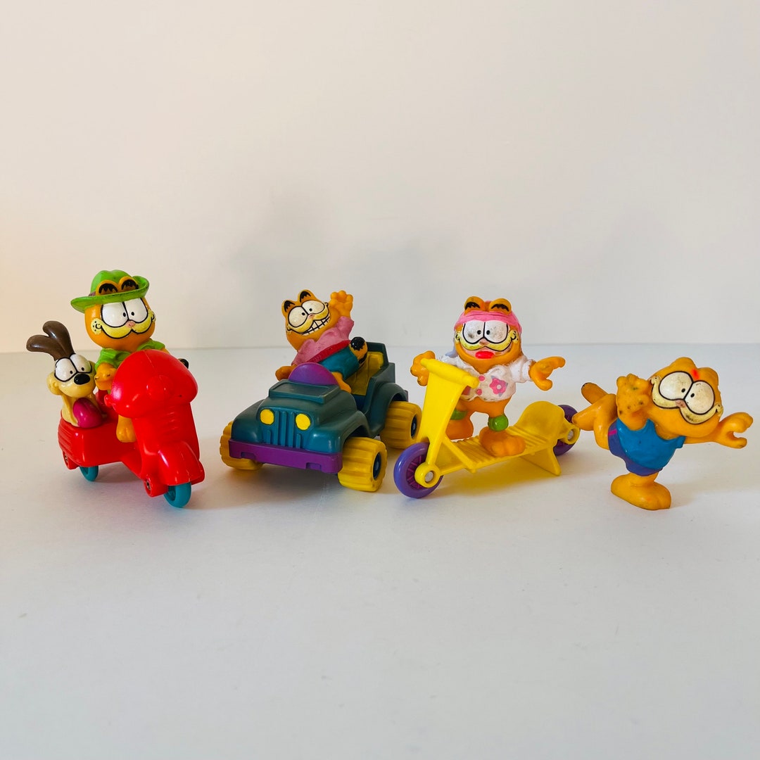 Vintage Garfield 1970s Jim Davis never trust a... - Depop Vintage Garfield 1970s Jim Davis never trust a... - Depop
