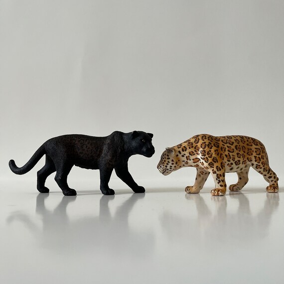 Schleich animals  Little boys rooms, Kids decor, Animal figurines  collectible