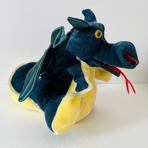 Vintage 1980&#39;s Folkmanis Inc. Folktails Makers of Furry Folk Puppets Dragon Plush Stuff Toy Hand Puppet