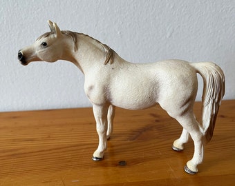 Schleich ARAB STALLION plastic toy farm pet male animal Arabian HORSE  NEW 