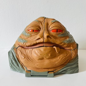 Vintage 1997 Star Wars Galoob Micro Machines Jabba the Hut  with 5 Figures Mos Eisley Spaceport Merch