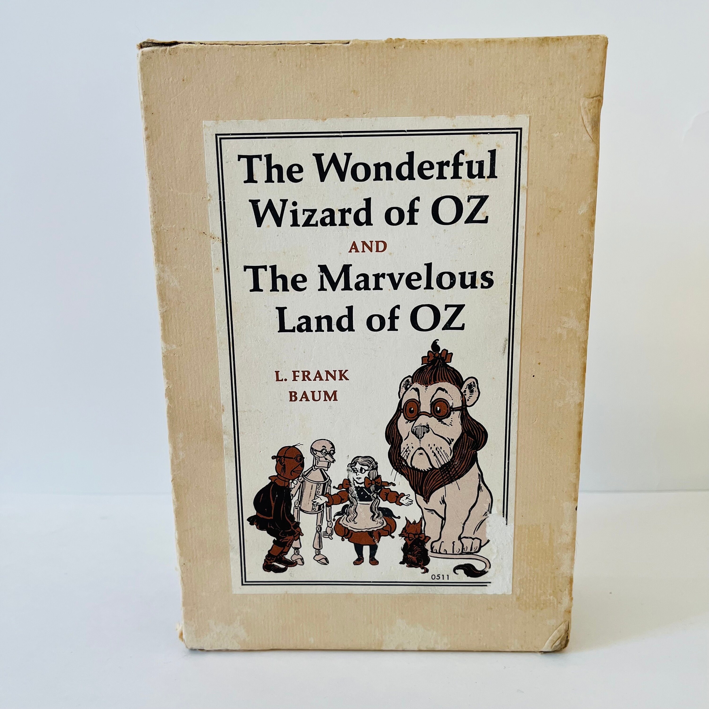 【中古】 The Wonderful Wizard of Oz &amp; the Marvelous Land of Oz (Illustrated Novel)/SEVEN SEAS PR/L. Frank Baum s-l400.jpg