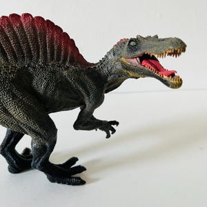 Collectible Spinosaurus PVC Action Figure Dinosaur Toy Imaginary Play Plastic Toy Dinos