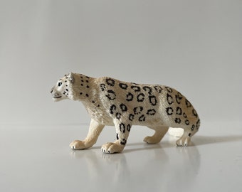 Schleich Snow Leopard Figurine Toy Plastic Rubber Animal Figure Tigers Toy Collectors