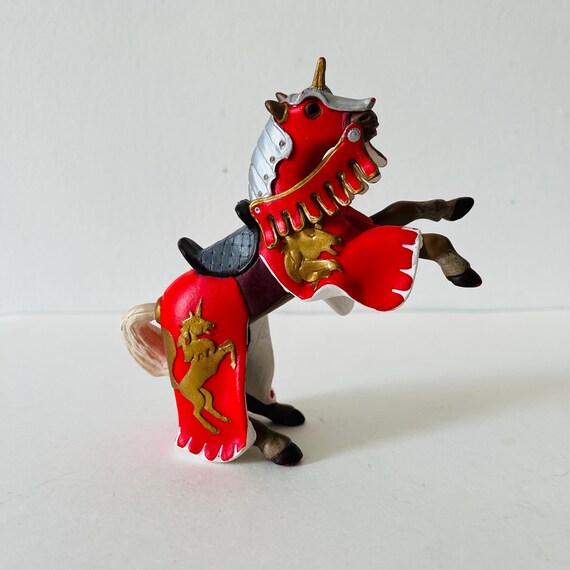 Retired Papo King Richard's Red Horse and Fighting Blue Cross