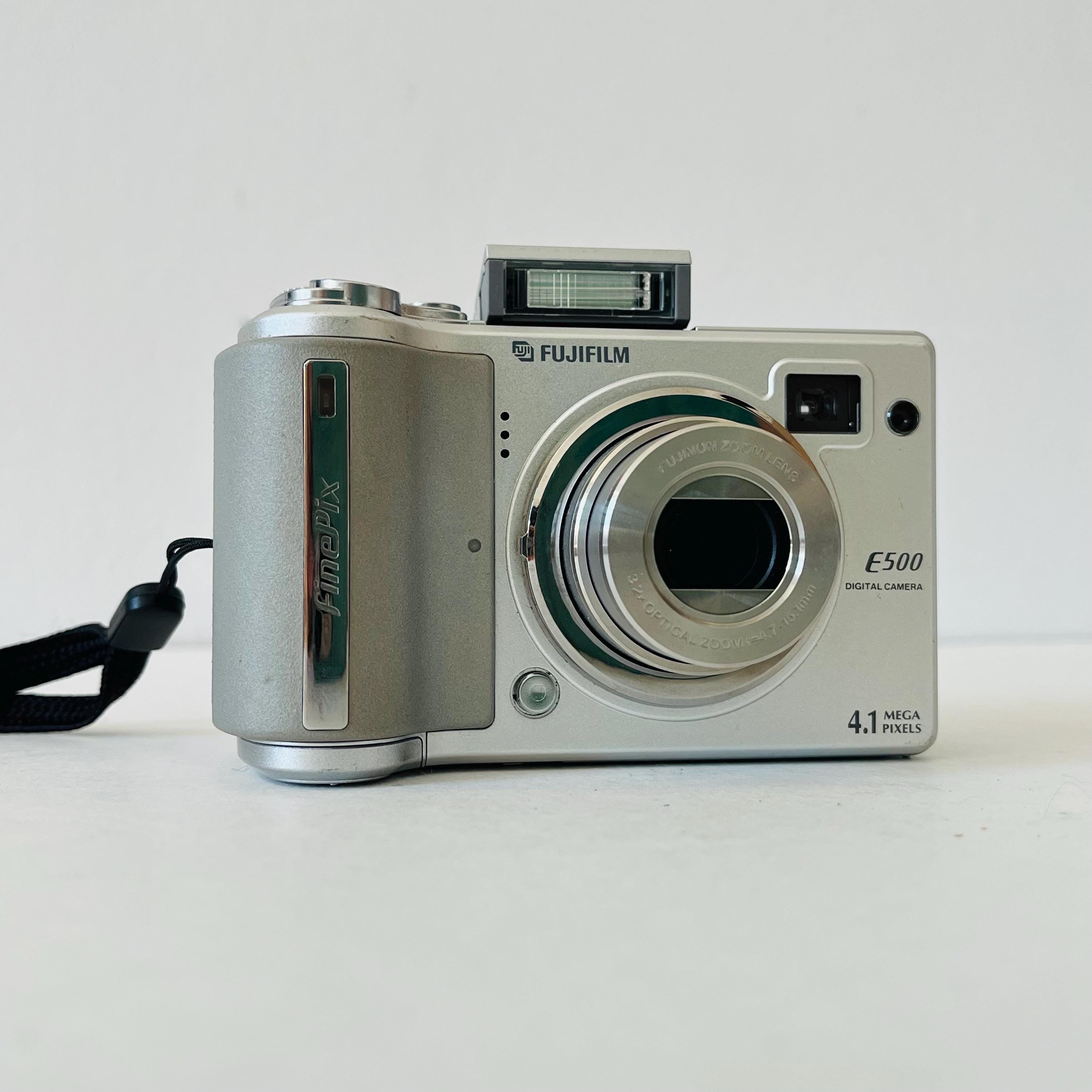 FUJIFILM FINEPIX Ｚ Fujifilm FinePix Z300 Detailed Specs