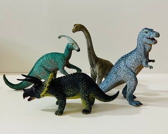 Vintage AAA Rubber Lot of Jurassic Collectible Dinosaur Dino Toys Brachiosaurus Trex Triceratops Parasaurolophus