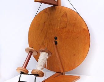 Vintage Louet S15 Wooden Upright Spinning Wheel Made in Holland Fibre Arts Wool Spinner