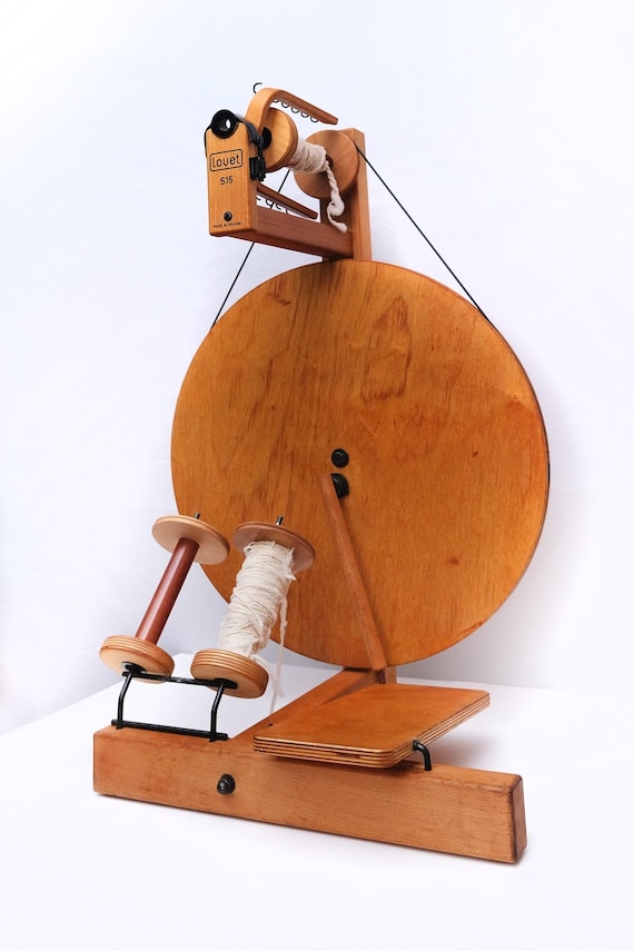 Vintage Louet S15 Wooden Upright Spinning Wheel Made in Holland Fibre Arts Wool Spinner