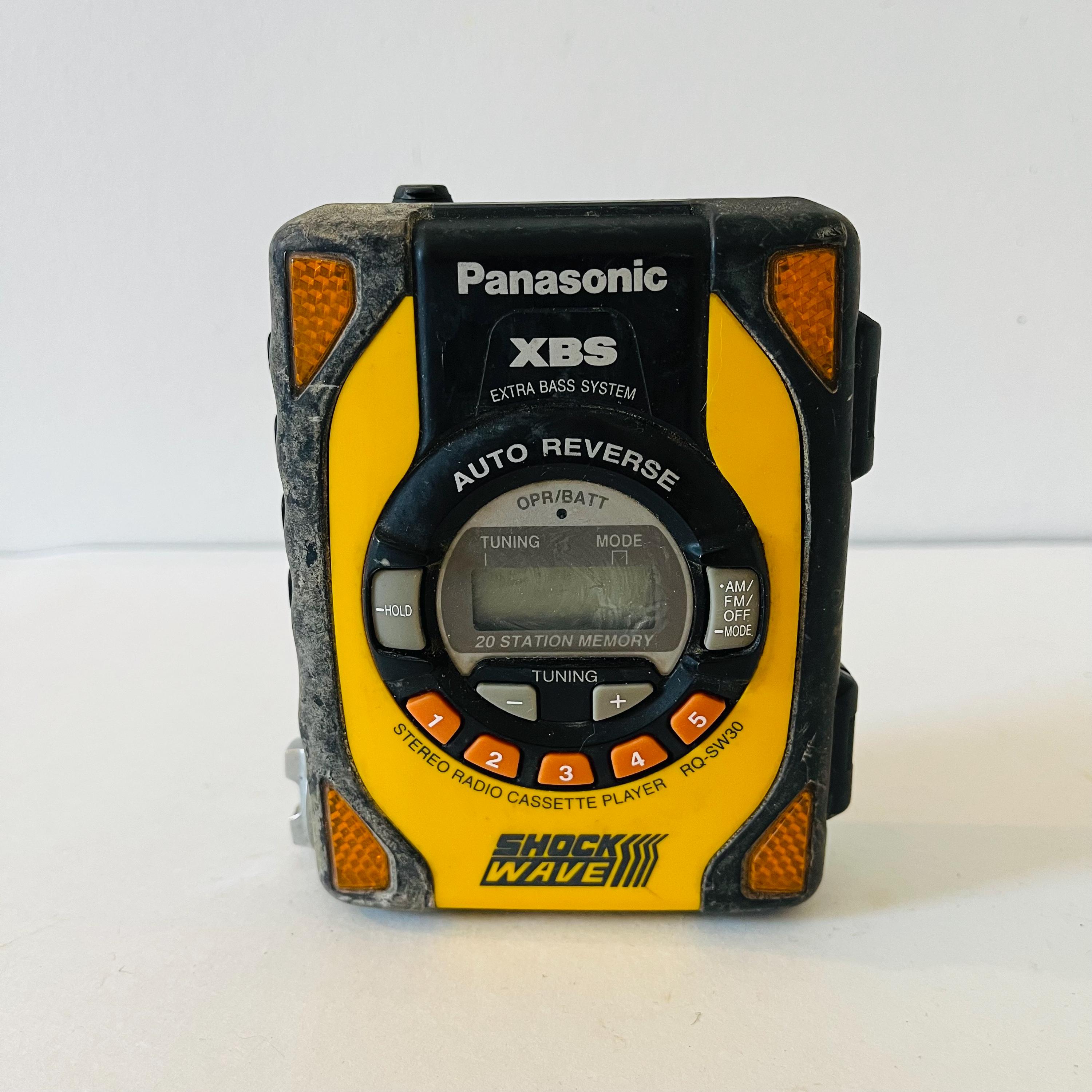 パナソニック　ショックウェーブ　RQ-SW30 Vintage Panasonic RQ-SW30 Shockwave XBS Stereo AM FM Radio