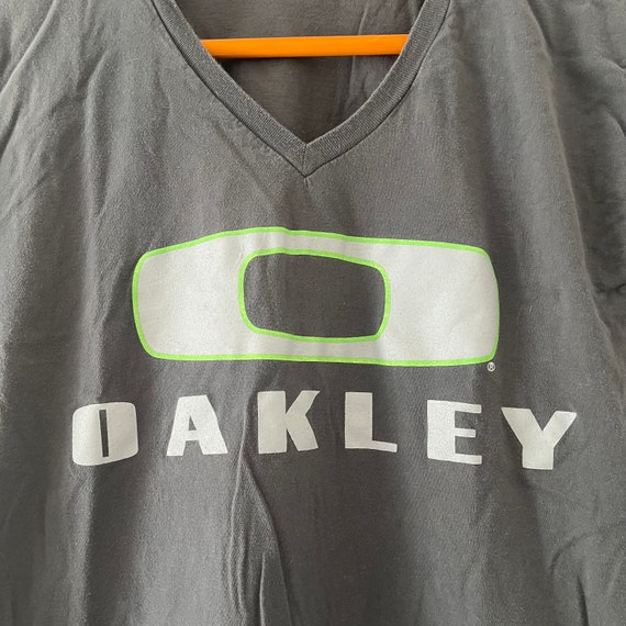 Vintage Oakley Retro Gray V Short Sleeve Jersey Biking Tshirt