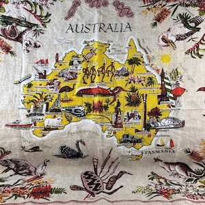 Vintage Australian Pure Linen Table CLoth Made in Poland Souvenir Linen Towels Decorative Textiles 33 x 35 inches