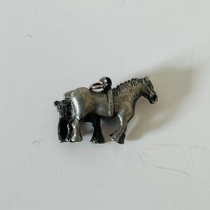 Vintage 1980&#39;s Pewter Horse Mare and Foal Necklace Pendant Western Jewelry Horse Charm