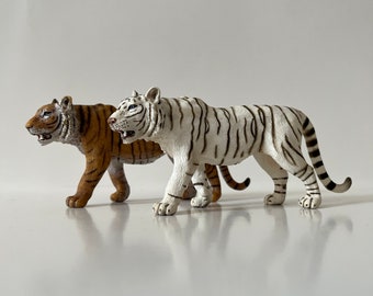Schleich Siberian and White Tiger With Cubs Animal Figures