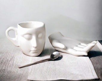 Mug visage en céramique | Ensemble visage et main en porcelaine | Service à thé et café | Coffret cadeau poterie faite main | Amateurs de café et de thé | Ensemble de tasses et d'assiettes