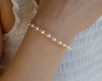 Freshwater Pearl Bracelet, Gold Bead Pearl Bracelet, Beaded Pearl Bracelet, Mini Pearl Bracelet, Dainty Pearl Bracelet, Bridal Bracelet