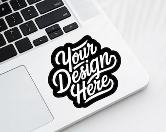 Mockup di adesivi fustellati per laptop, mockup di adesivi, mockup di adesivi Printify, mockup di adesivi per computer, template JPEG per adesivi personalizzati, mockup di laptop