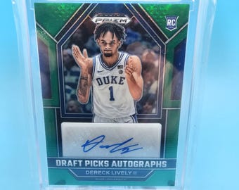 2023 Panini Prizm Draft Picks Green Prizm Dereck Lively Draft Picks Rookie Auto.Free Shipping! EXCELLENT condition!