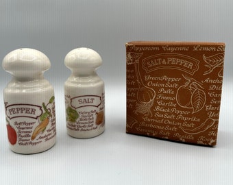 Avon 1980 Country Kitchen Ceramic Salt and Pepper Shakers Original Box