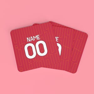 Personalisierter Untersetzer im Fußball-Stil von 9 cm x 9 cm mit MDF-Kork-Rückseite für Fußballfan